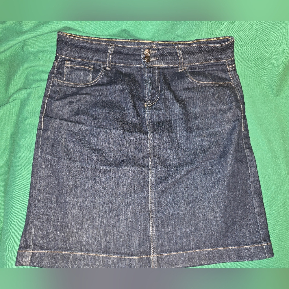 Old Navy Denim Skirt Womens 8 Blue Jean Pockets Casual Outdoor Summer Grunge Y2K